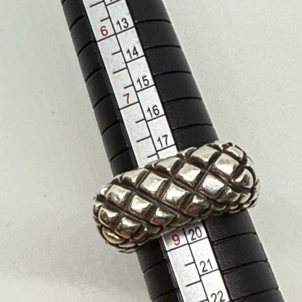 Vintage Designer Dian Malouf Sterling Silver Hatched Ring, Size 9 - Picture 2 of 9
